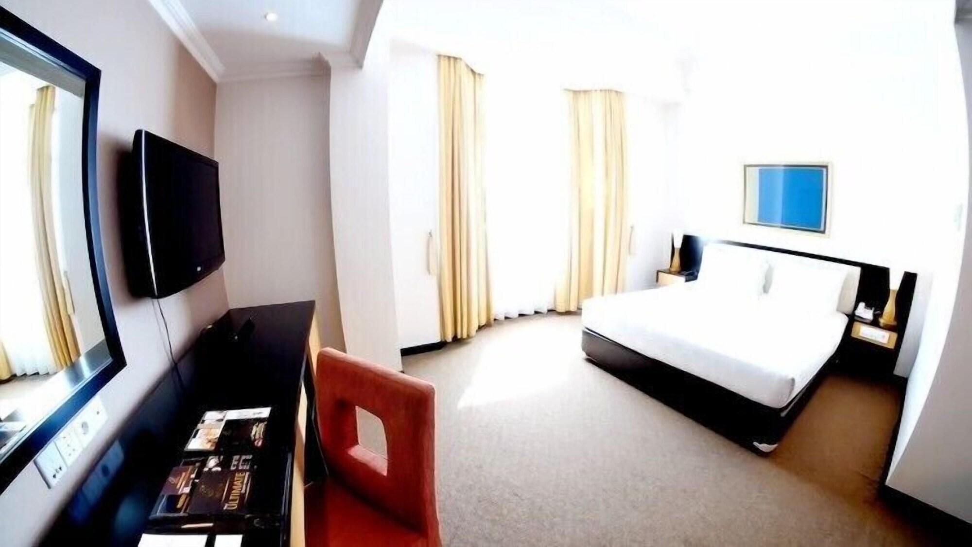Grand Jatra Hotel Pekanbaru Exterior foto
