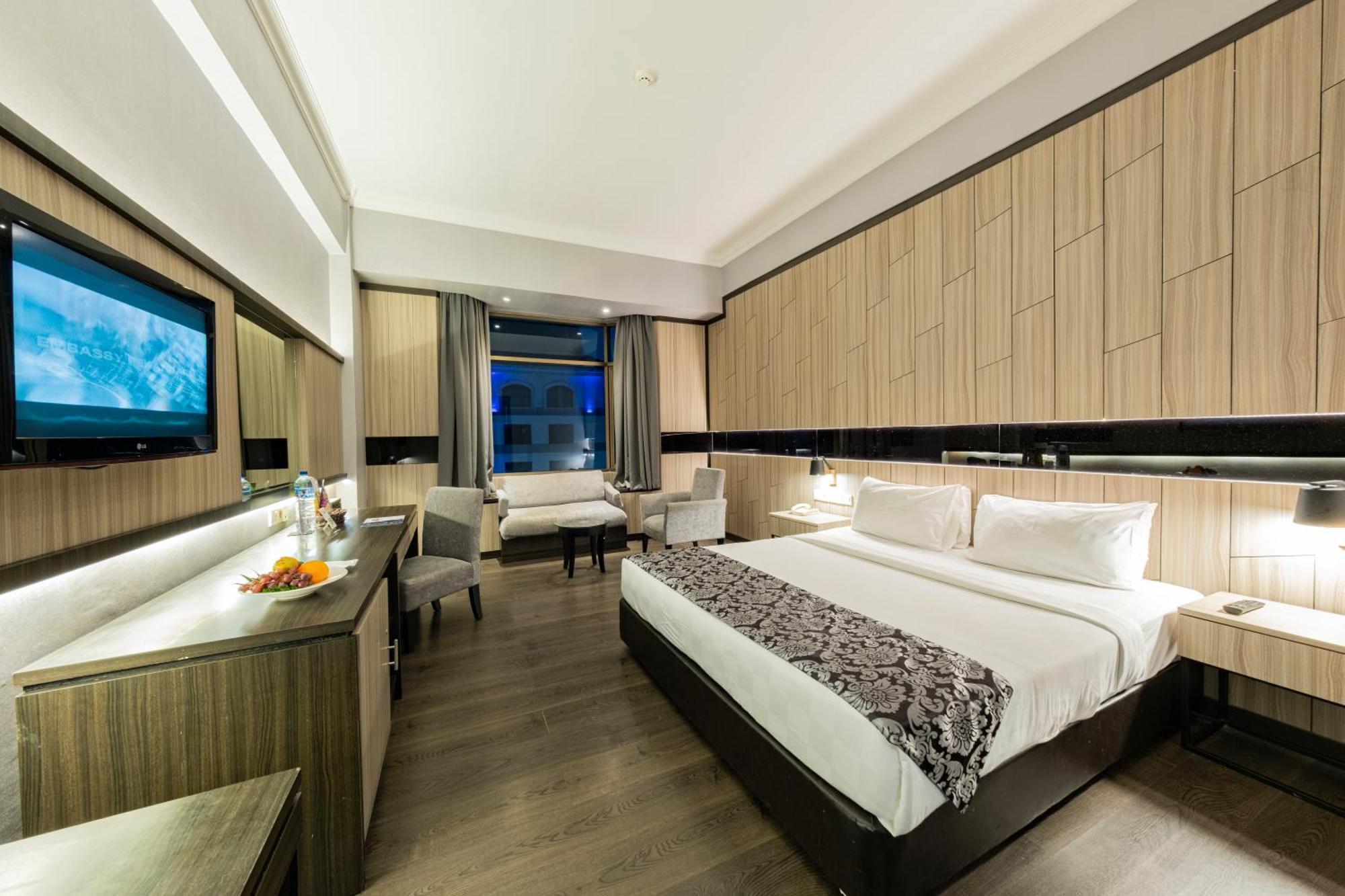 Grand Jatra Hotel Pekanbaru Exterior foto