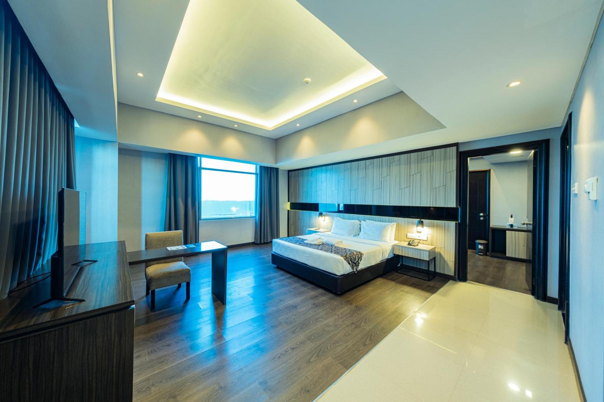 Grand Jatra Hotel Pekanbaru Exterior foto